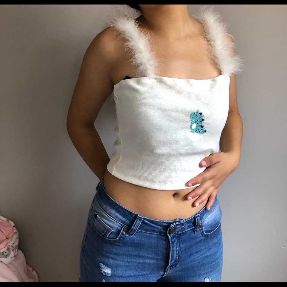 WHITE CROP TOP SHIRT